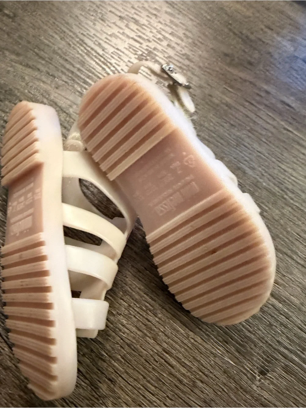 mini melissa off white Jelly Sandals for Kids